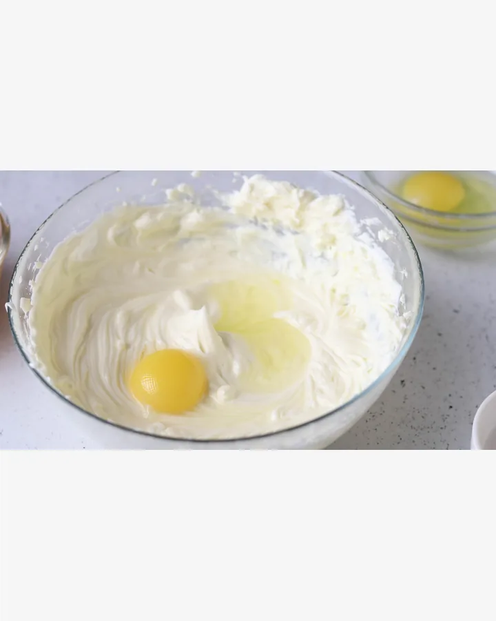 Kürbis-Käsekuchen mit Kokosmilch