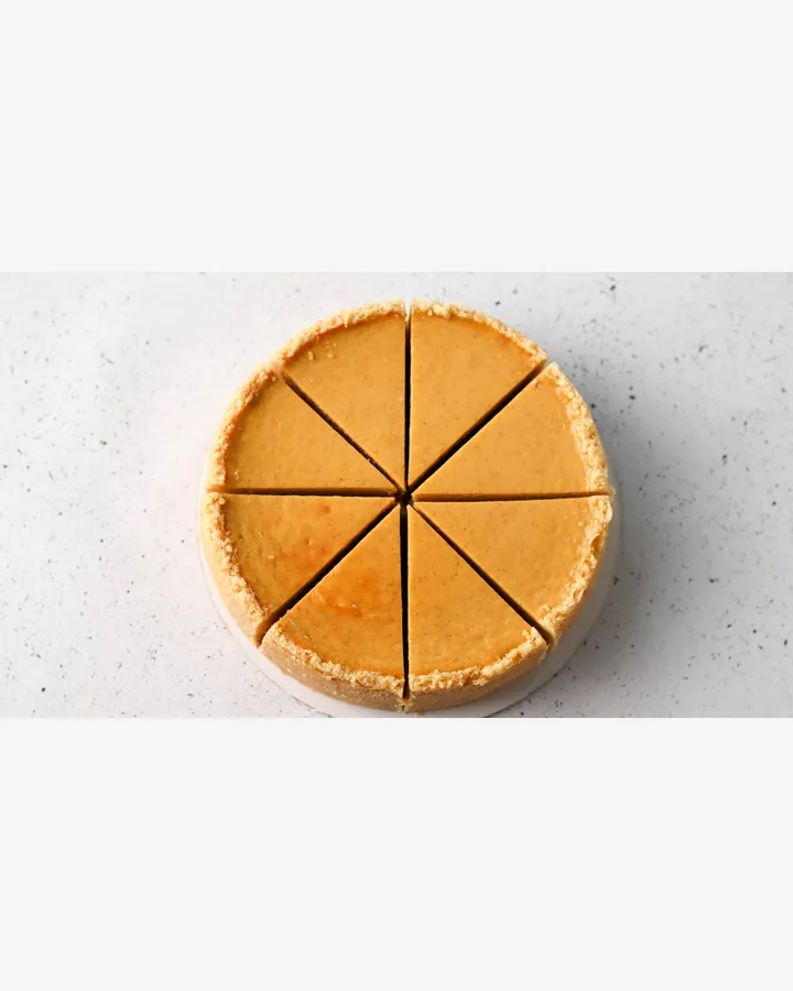 Kürbis-Käsekuchen mit Kokosmilch